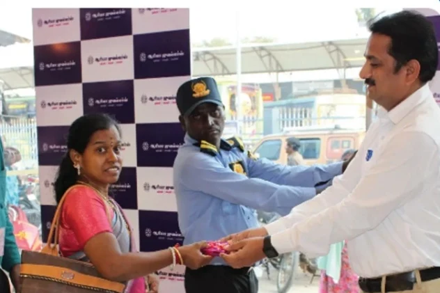 Appreciating showroom staff